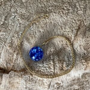 Vintage “ cracked glass” glass crystal ball necklace